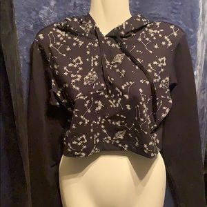 Reflex Cropped Hoodie